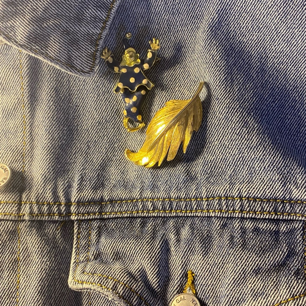 Vintage - Leaf Brooch